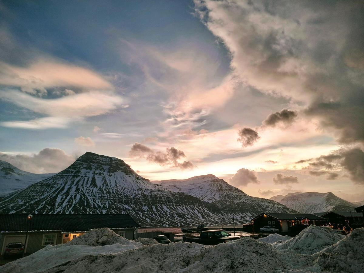 Reydarfjordur Apartment ภายนอก รูปภาพ
